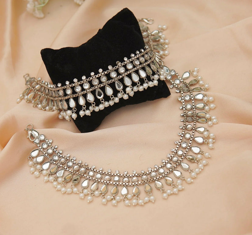 Kundan anklets