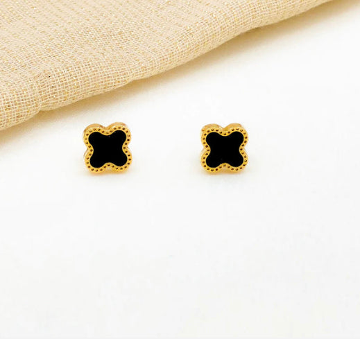 Clover studs