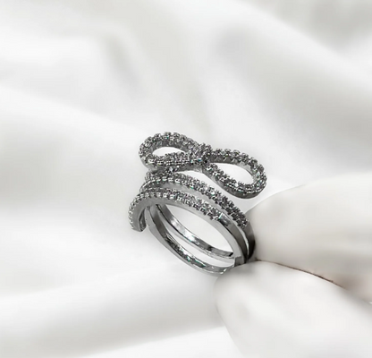 Infinity ring